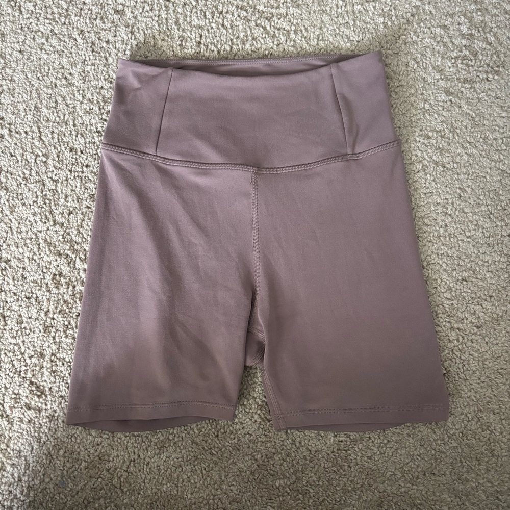 Girlfriend Collective High-Waisted Mauve/Beige Bike Shorts